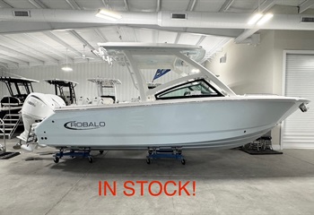 2025 Robalo R257 Ice Blue  Boat